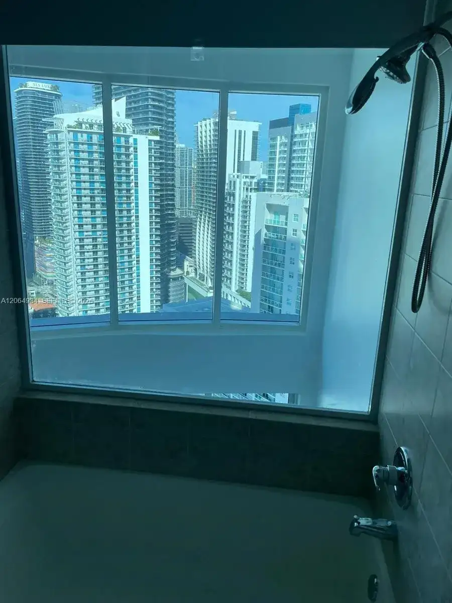 60 SW 13th St # 3426, Miami FL 33130 photo 5