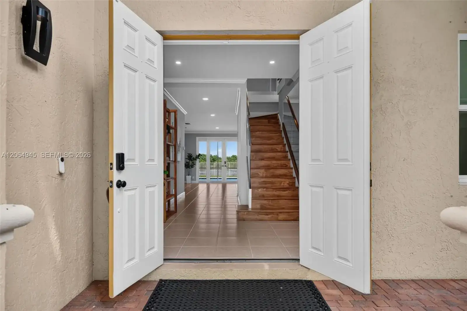 1038 Lavender Cir, Weston FL 33327 photo 3