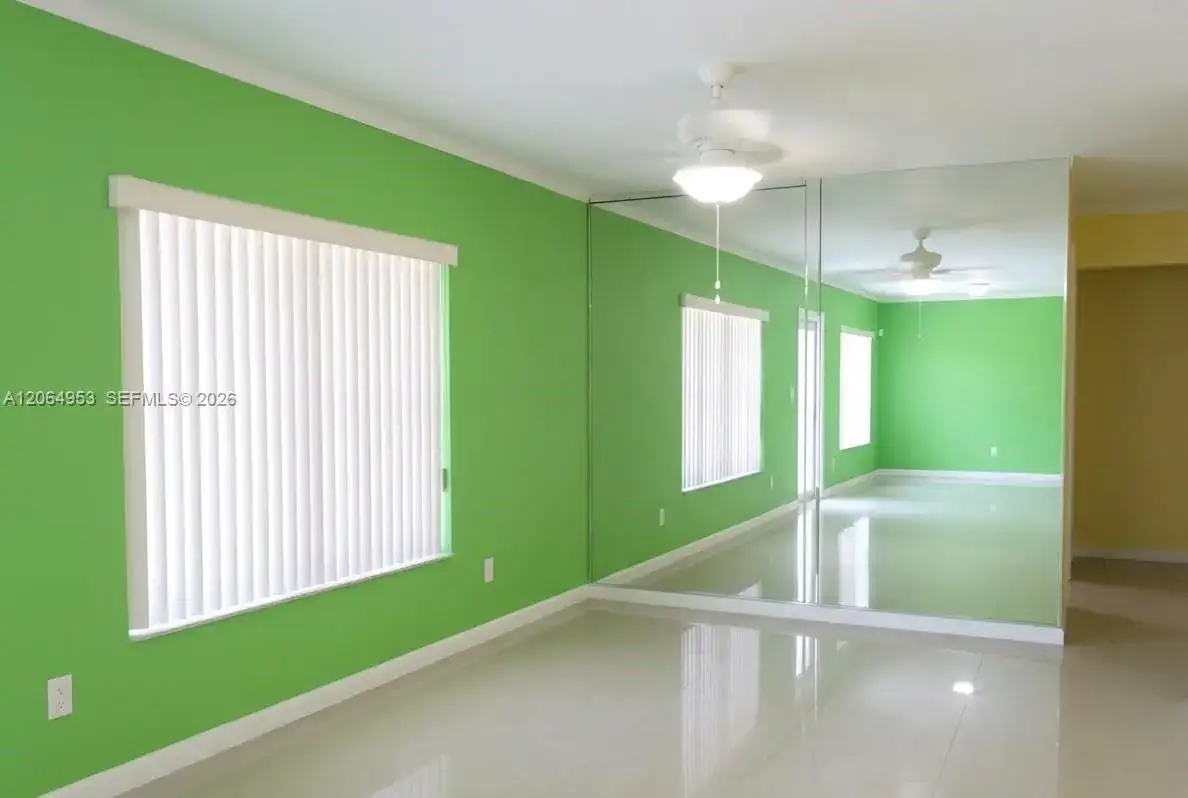 4330 NW 203rd Ter, Miami Gardens FL 33055 photo 2