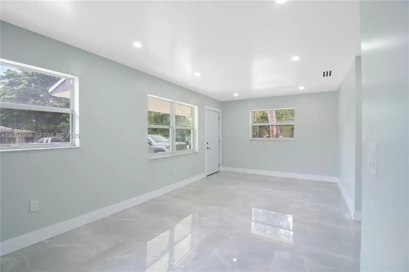 11715 NW 22nd Ct, Miami FL 33167 photo 3