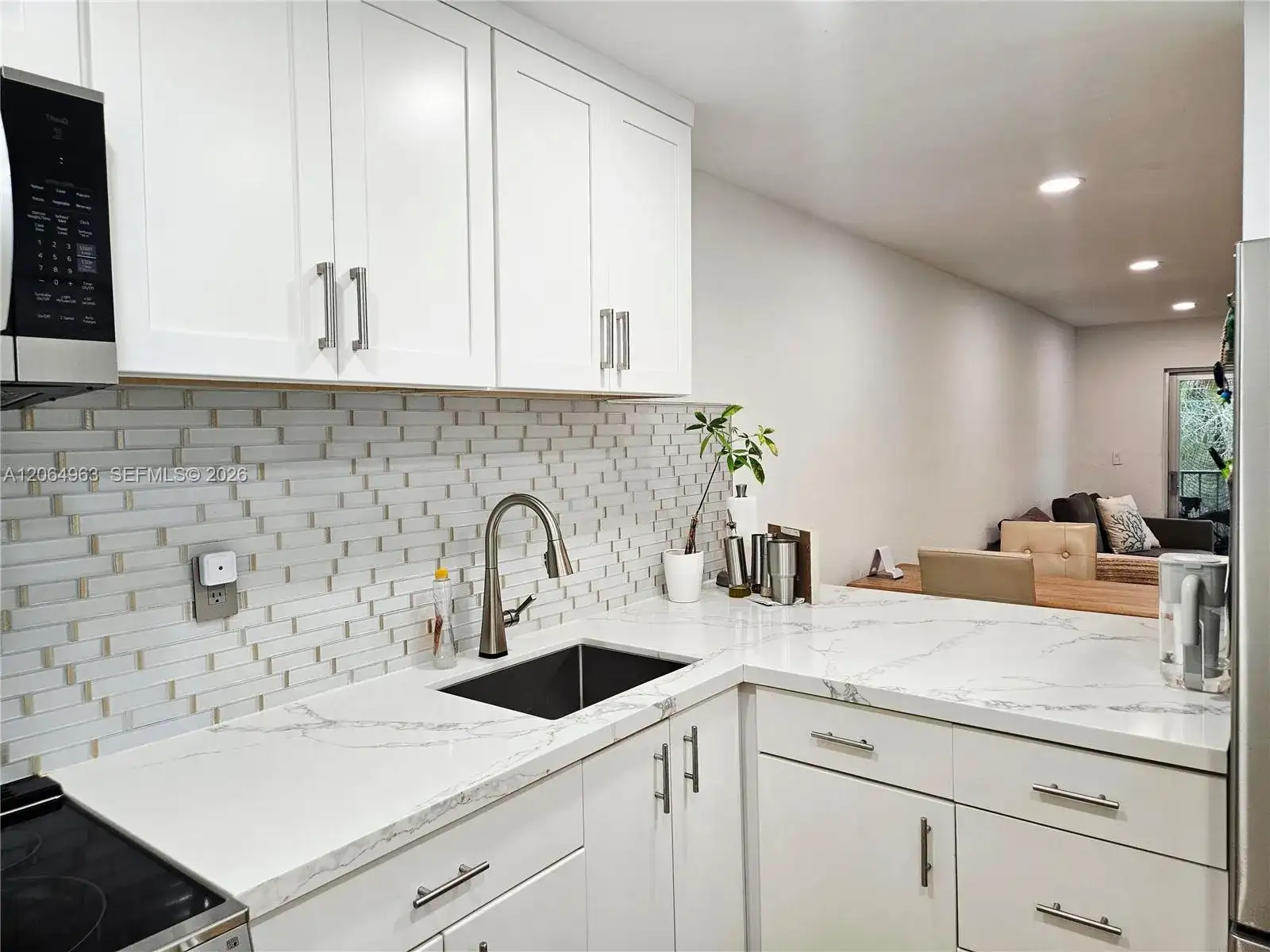 2620 NE 135th St # 426, North Miami FL 33181 photo 3