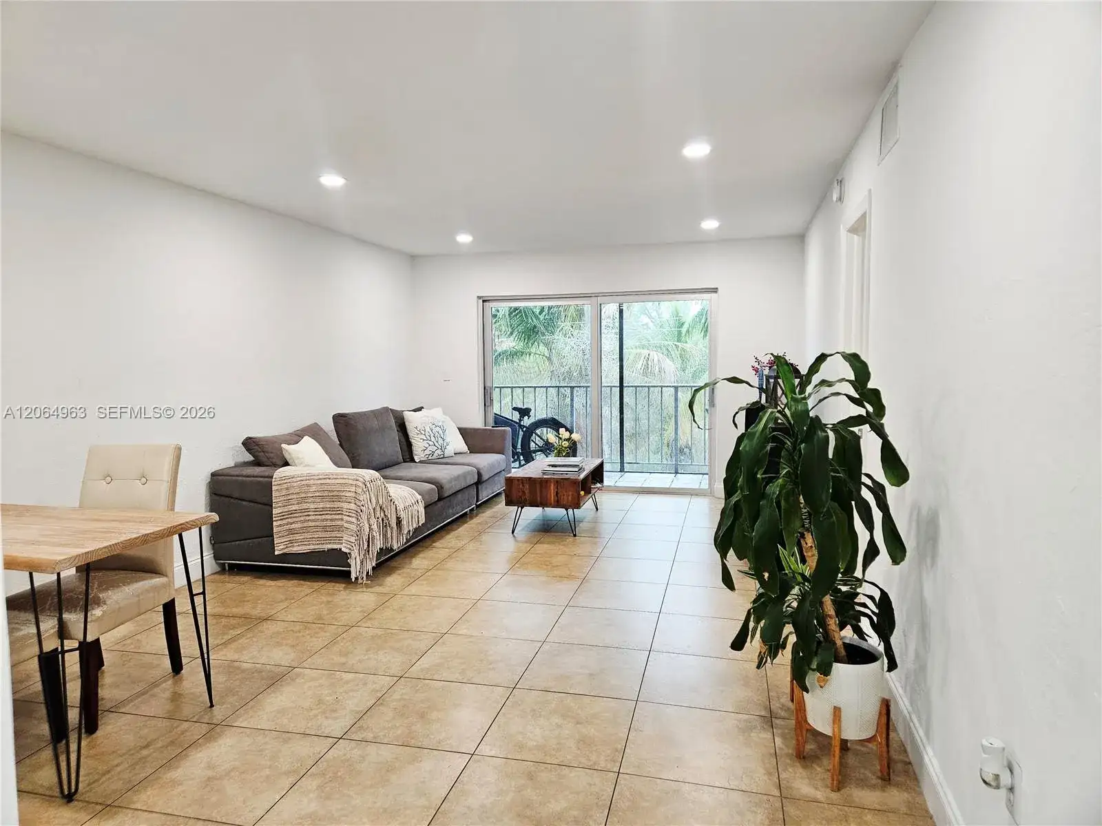 2620 NE 135th St # 426, North Miami FL 33181 photo 4