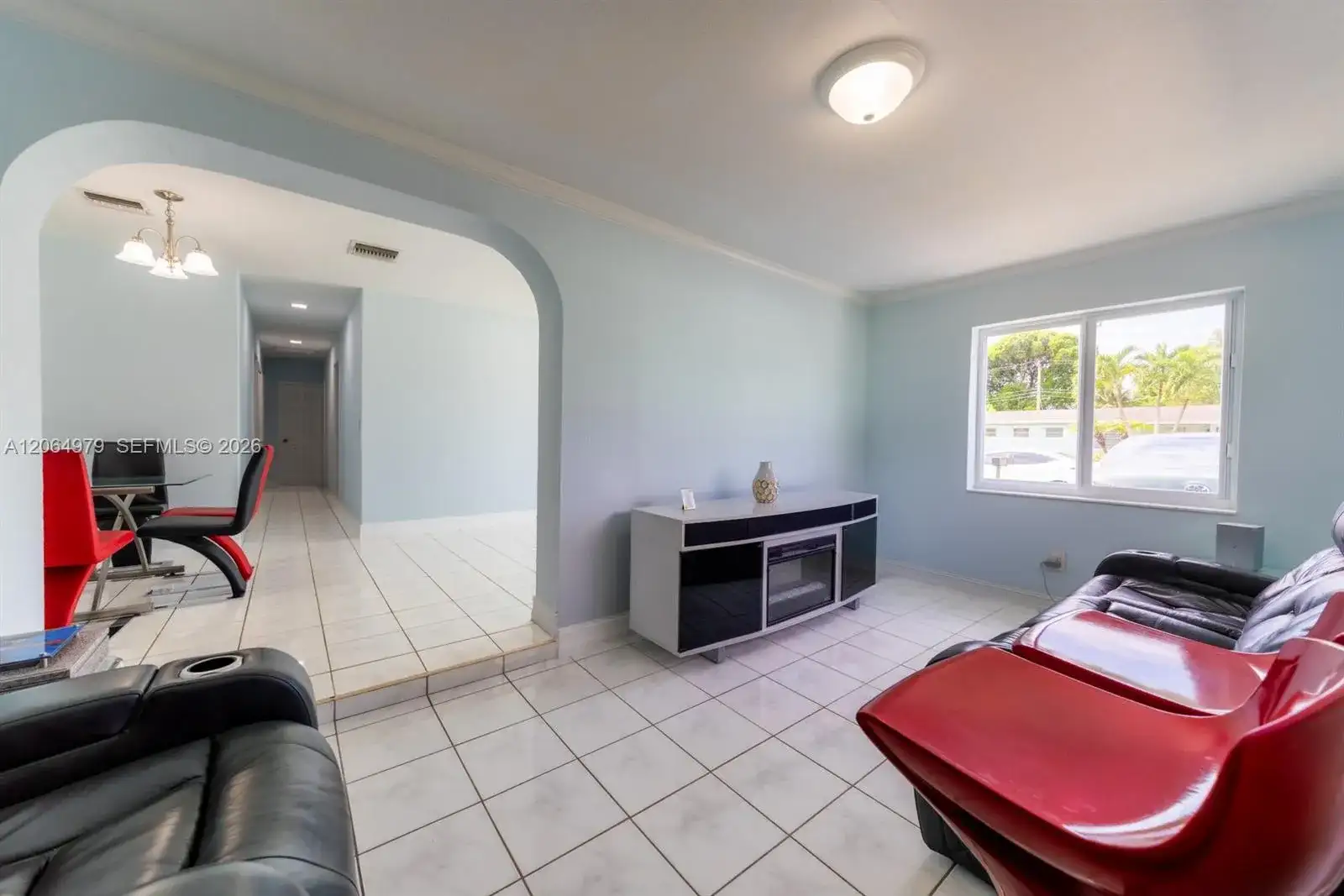 3331 NW 177th Ter, Miami Gardens FL 33056 photo 2