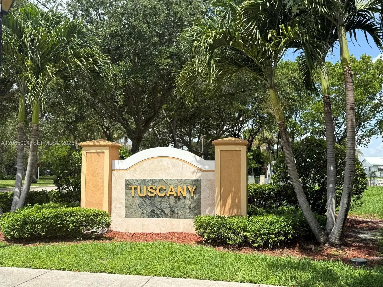 5733 Tuscany Way, Tamarac FL 33321 photo 2