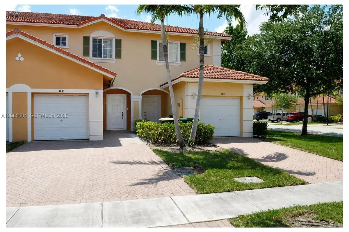 5733 Tuscany Way, Tamarac FL 33321