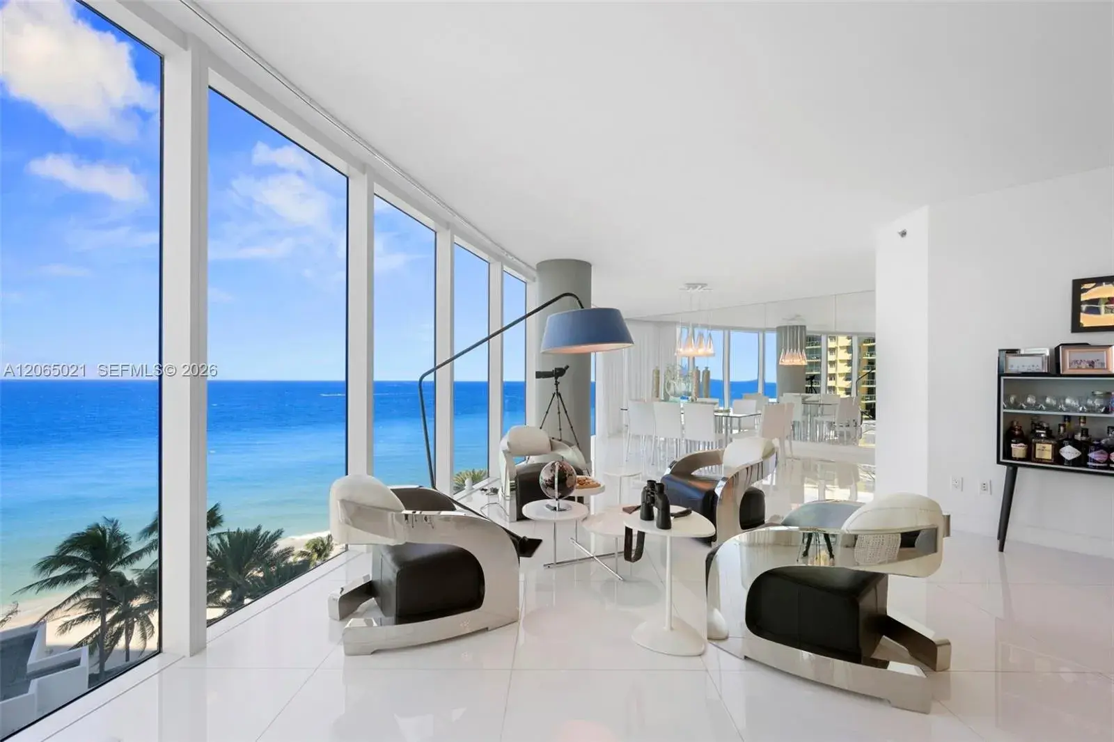 2711 S Ocean Dr # 902, Hollywood FL 33019