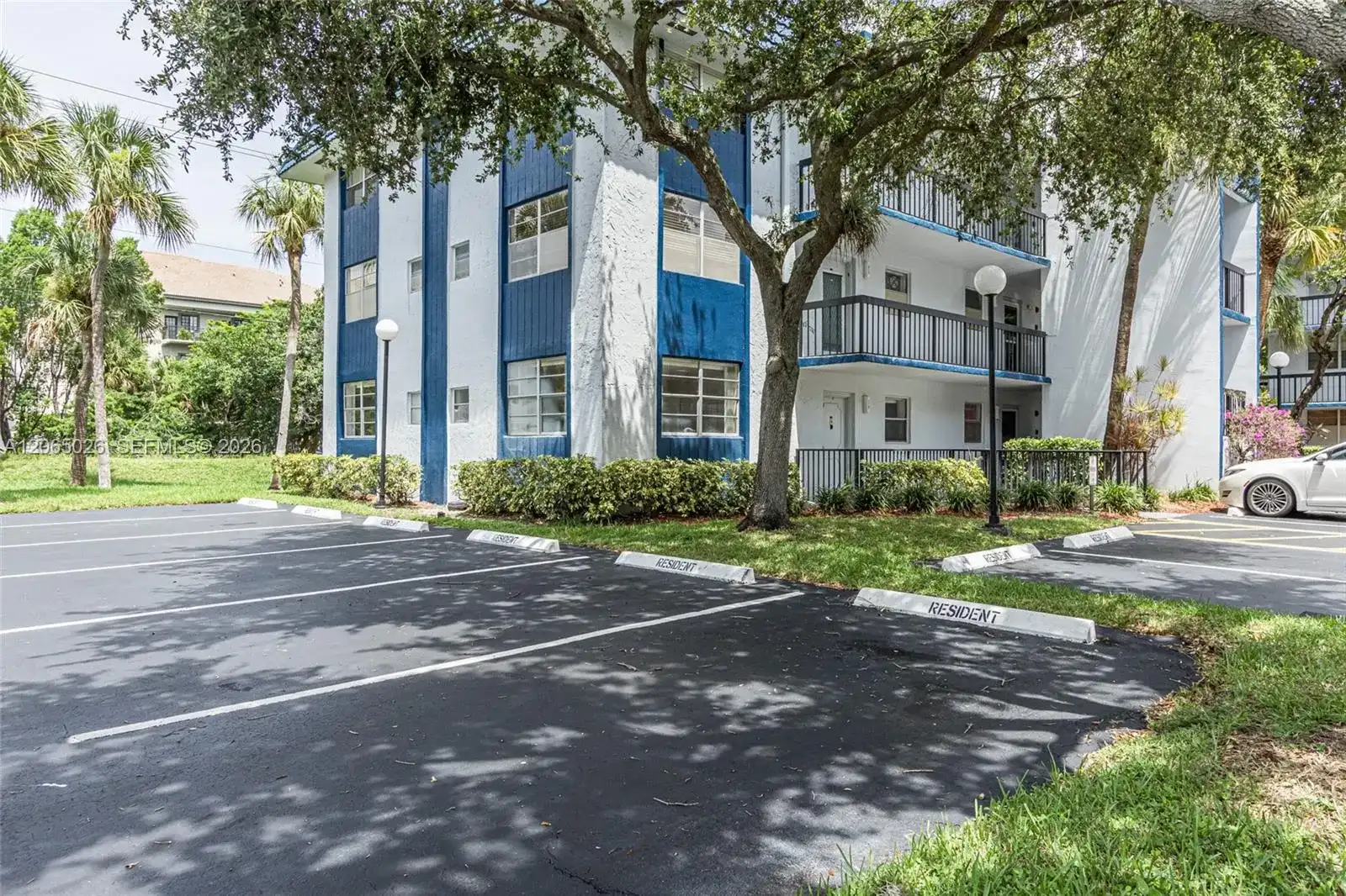 3150 Holiday Springs Blvd # 112, Margate FL 33063