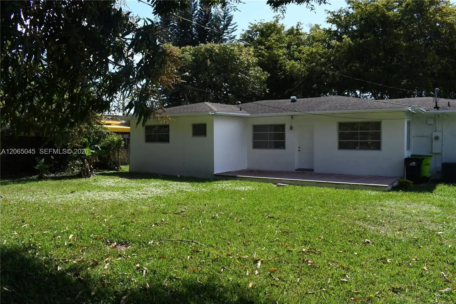 33 NW 87th St, El Portal FL 33150 photo 4