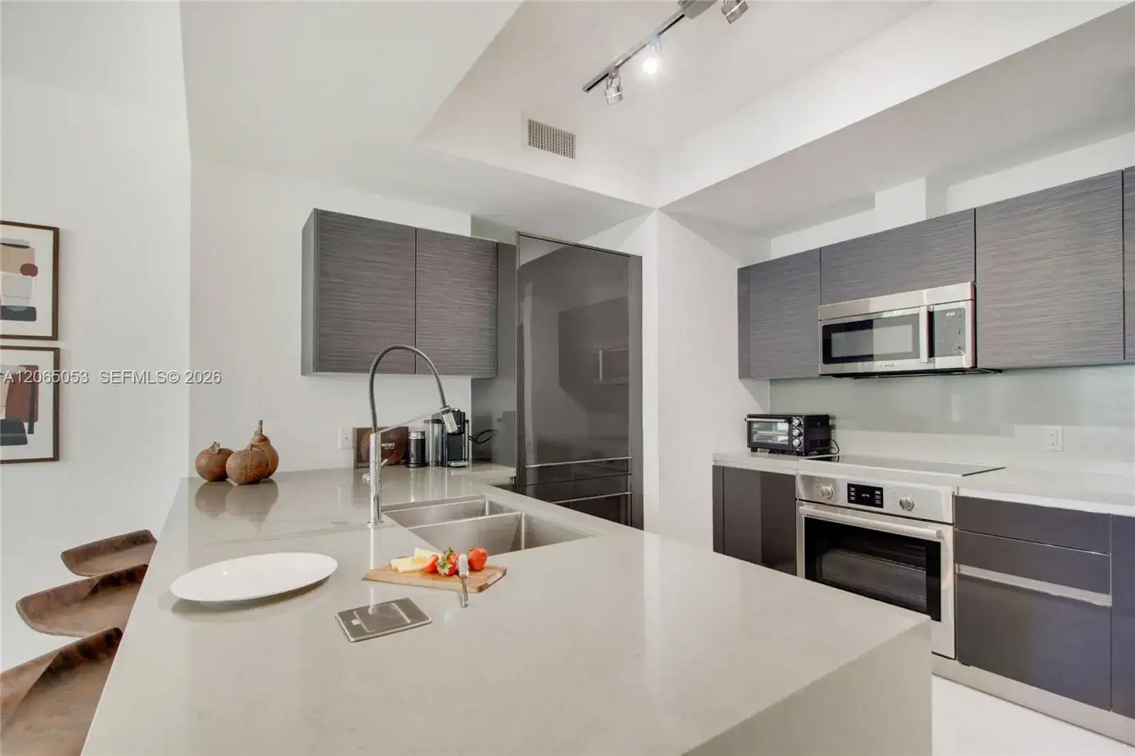 1080 Brickell Ave # 1504, Miami FL 33131 photo 3