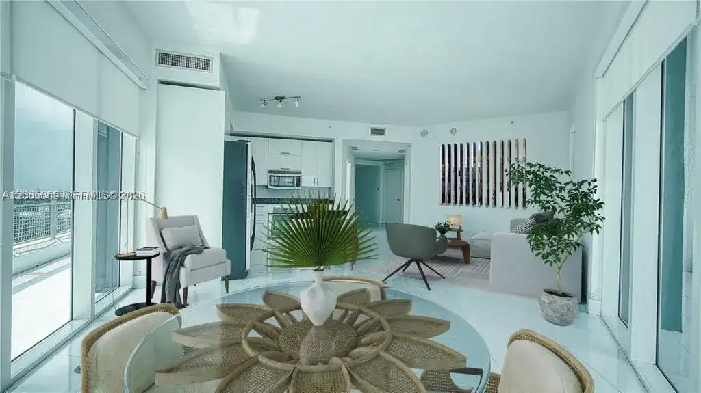 60 SW 13th St # 1600, Miami FL 33130 photo 2