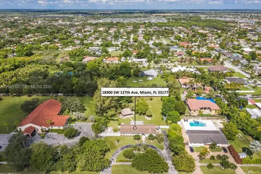 18900 SW 127th Ave, Miami FL 33177 photo 4