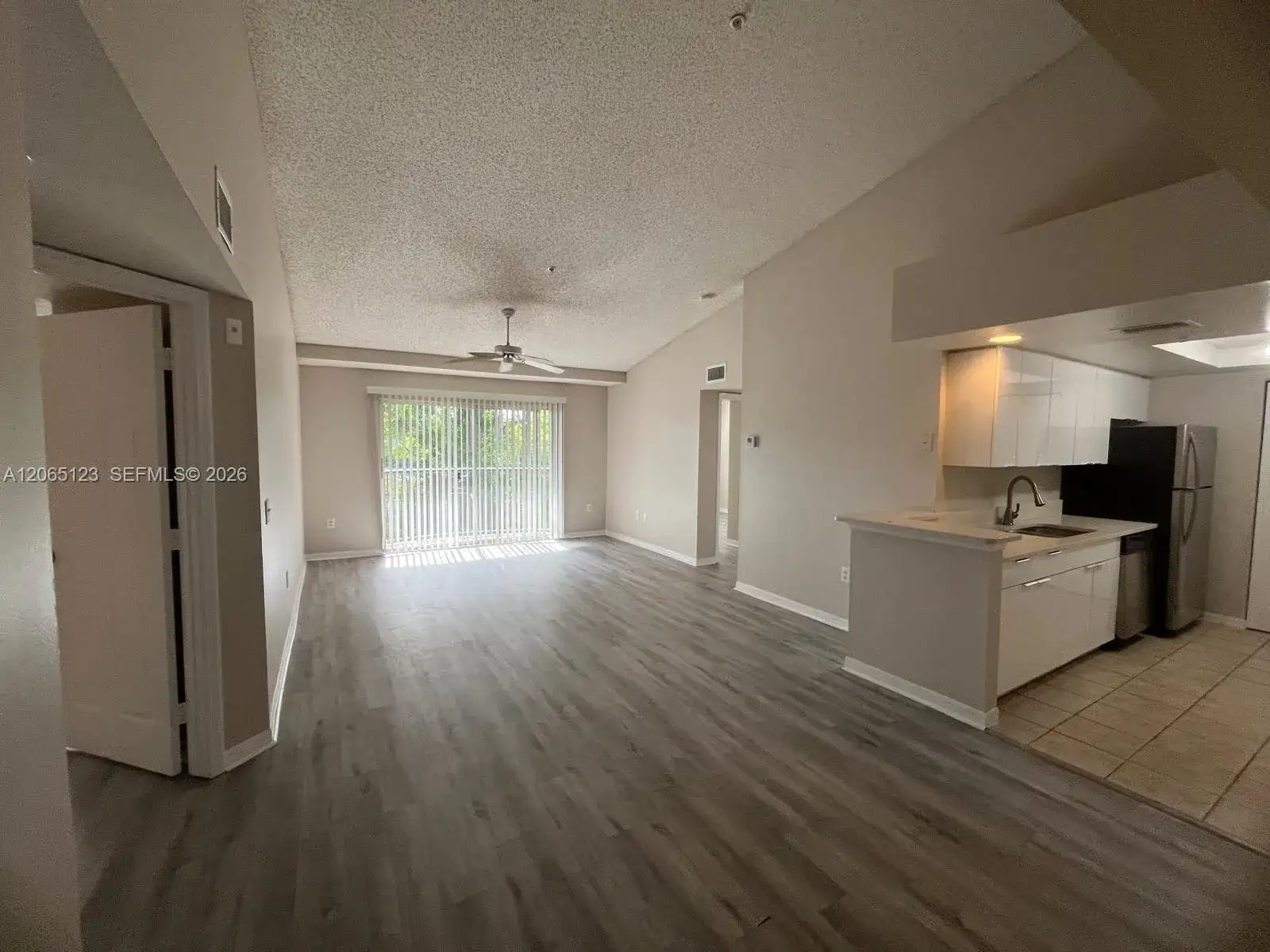 4171 N Haverhill Rd # 1013, West Palm Beach FL 33417 photo 3