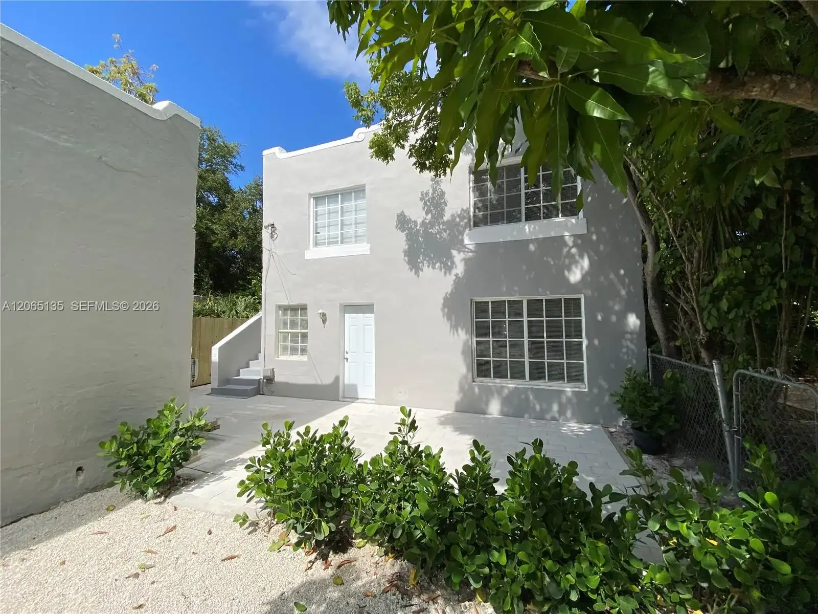 553 NE 65th St # 2, Miami FL 33138