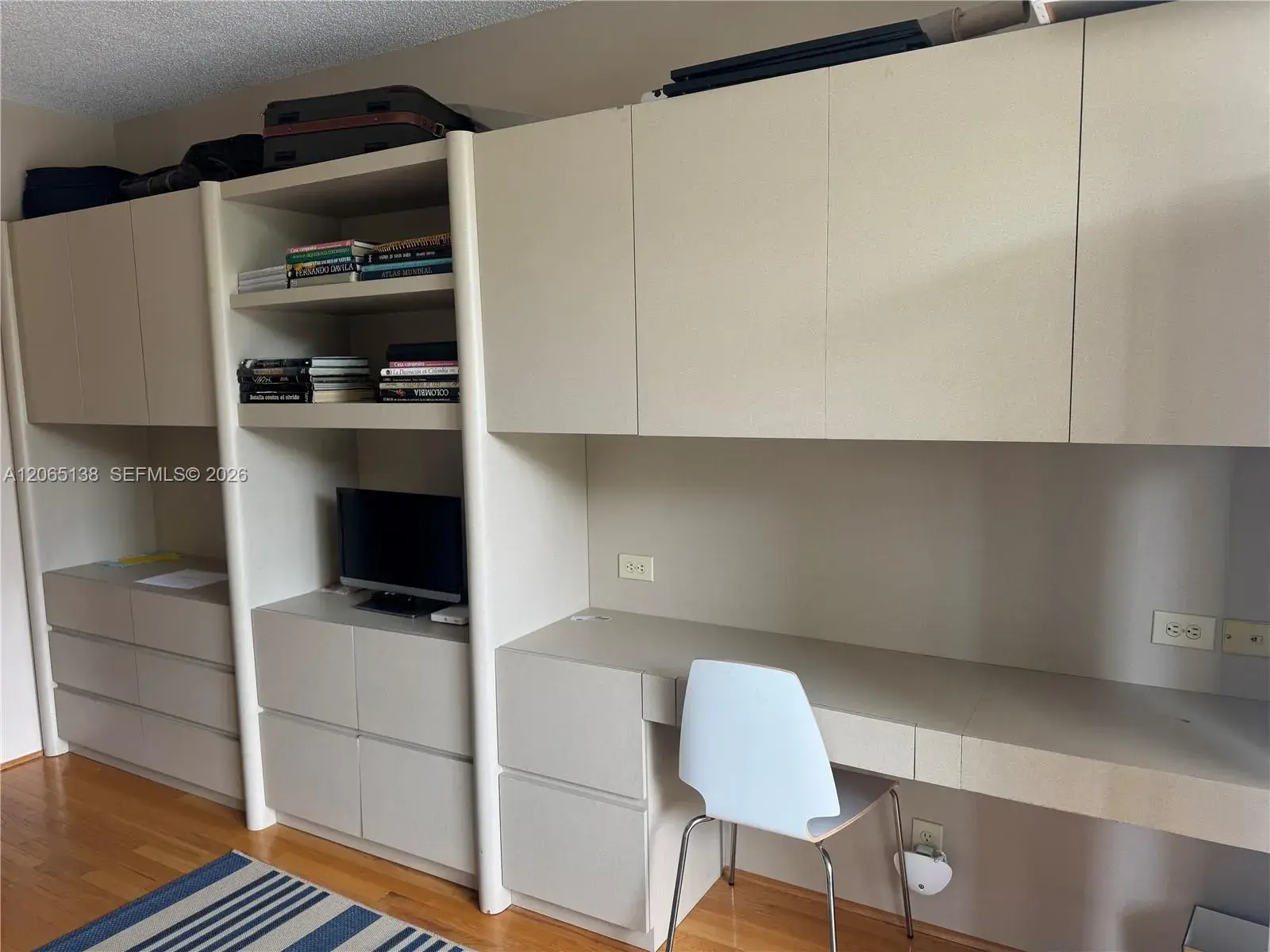 3000 Island Blvd # 332, Aventura FL 33160