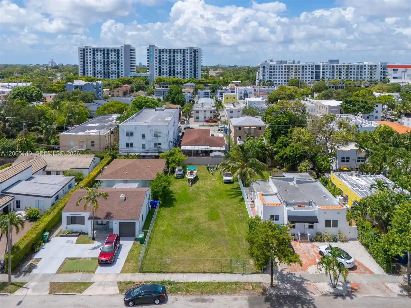 2020 SW 5th St, Miami FL 33135