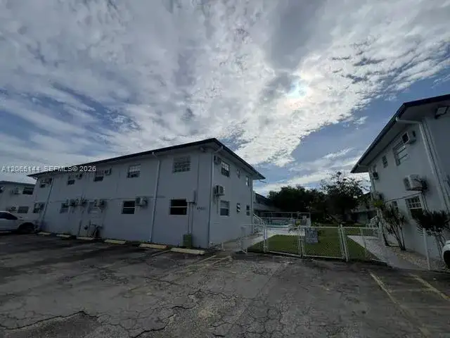 4500 SW 67th Ave # 26, Miami FL 33155 photo 3