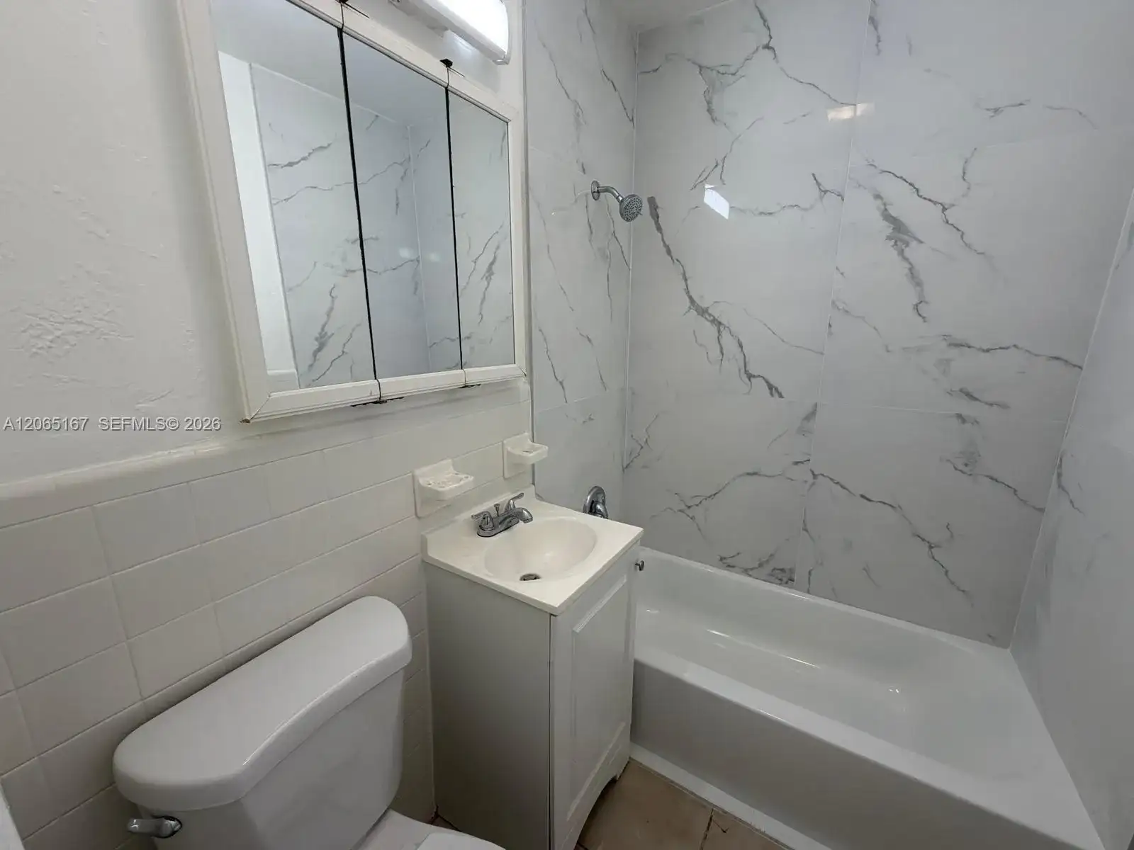 1845 Pembroke Rd # 27, Hollywood FL 33020 photo 4