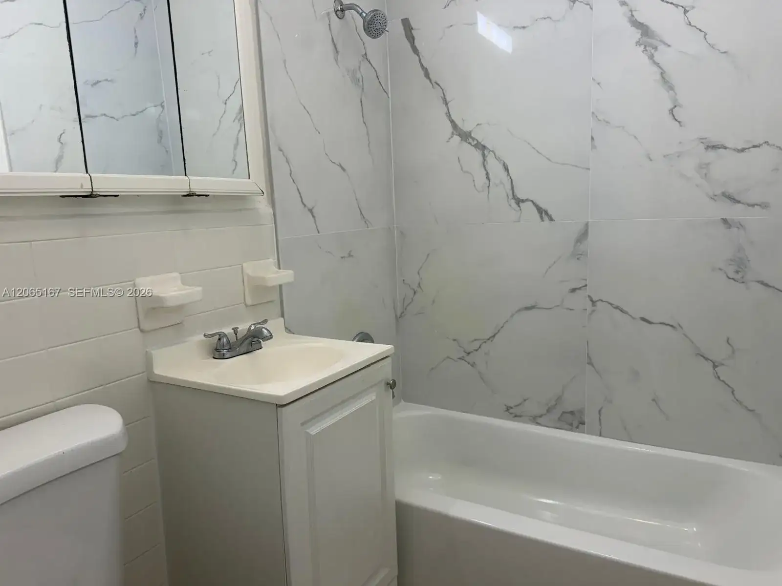 1845 Pembroke Rd # 27, Hollywood FL 33020 photo 5
