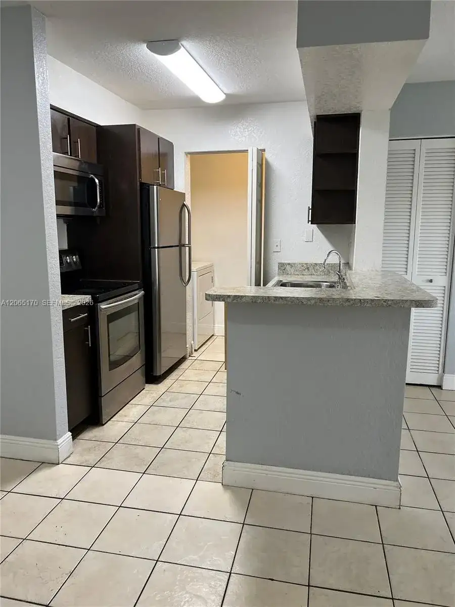 1237 SW 46th Ave # 801, Pompano Beach FL 33069 photo 4