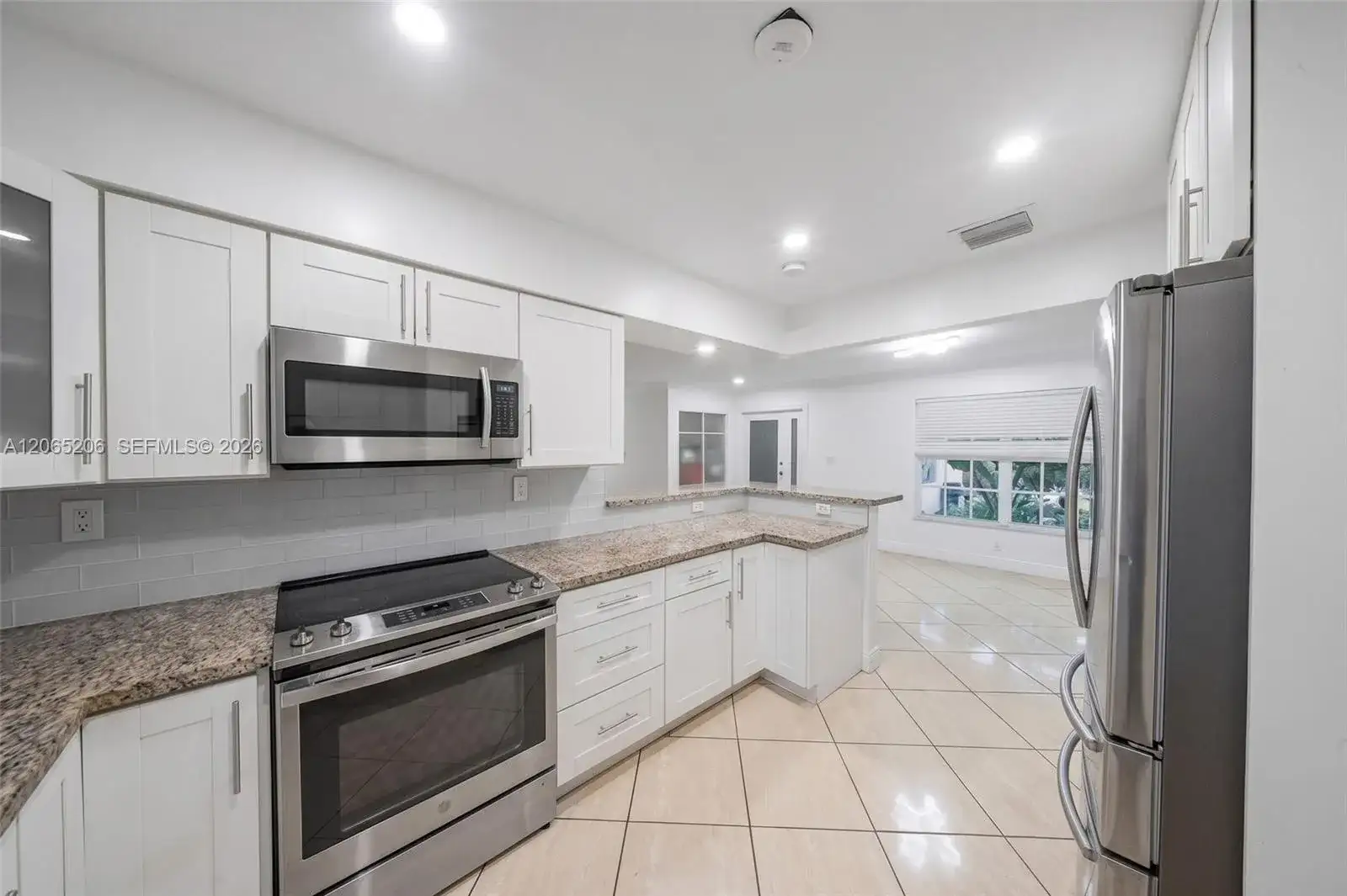 27925 SW 163rd Ave, Homestead FL 33031 photo 2