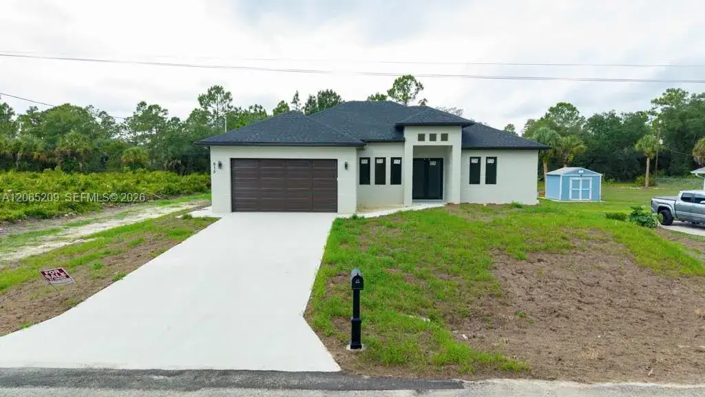 615 Broadway Ave, Lehigh Acres FL 33972 photo 3