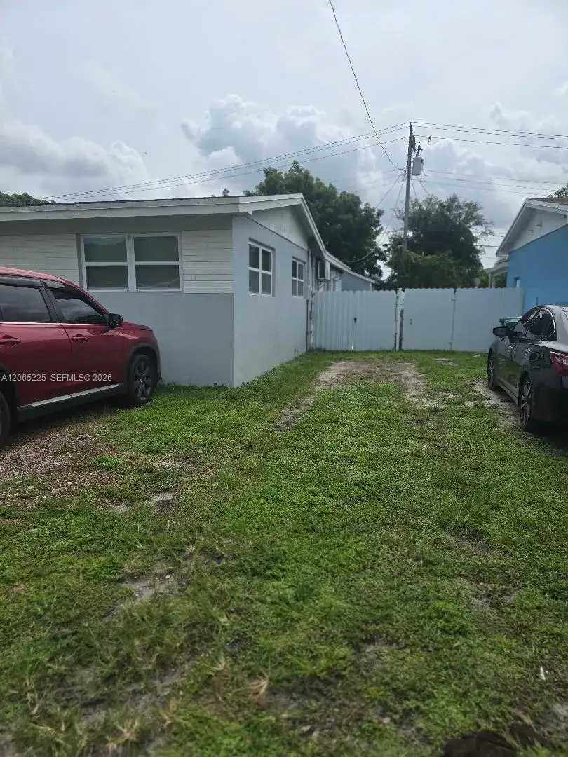 18025 NW 17th Ave, Miami Gardens FL 33056 photo 5