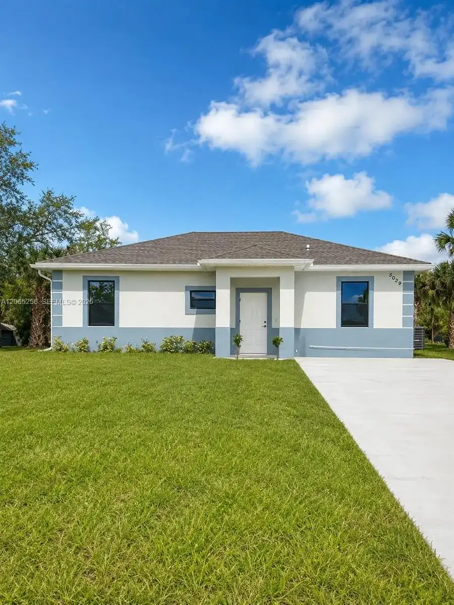 3052 S Beechwood Cir, La Belle FL 33935