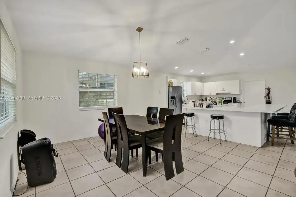 19622 SW 87th Ct, Cutler Bay FL 33157 photo 4