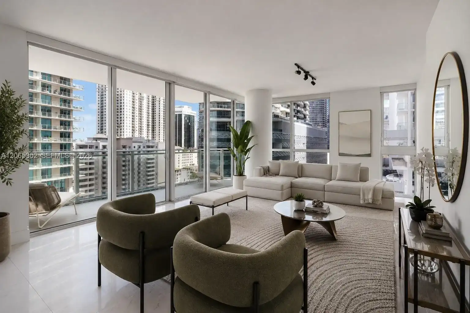 1080 Brickell Ave # 1409, Miami FL 33131 photo 4