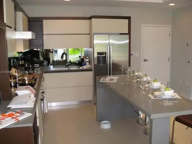 2100 Park Ave # 208, Miami Beach FL 33139 photo 2