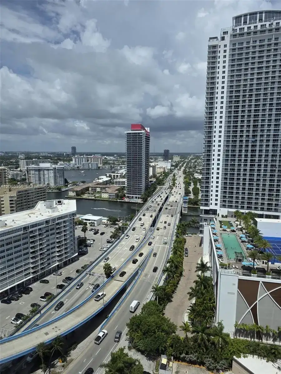 4111 S Ocean Dr # 1912, Hollywood FL 33019 photo 2