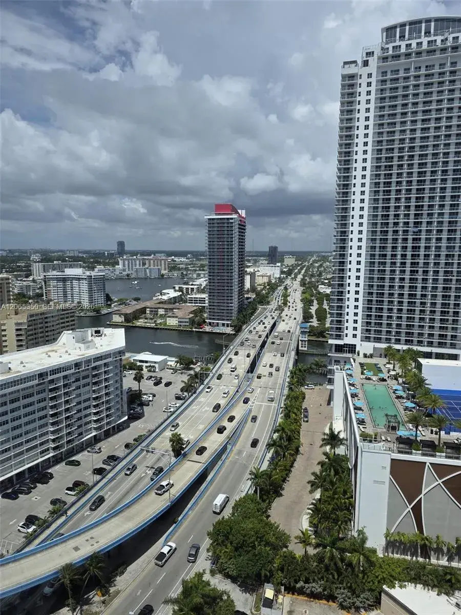4111 S Ocean Dr # 1912, Hollywood FL 33019