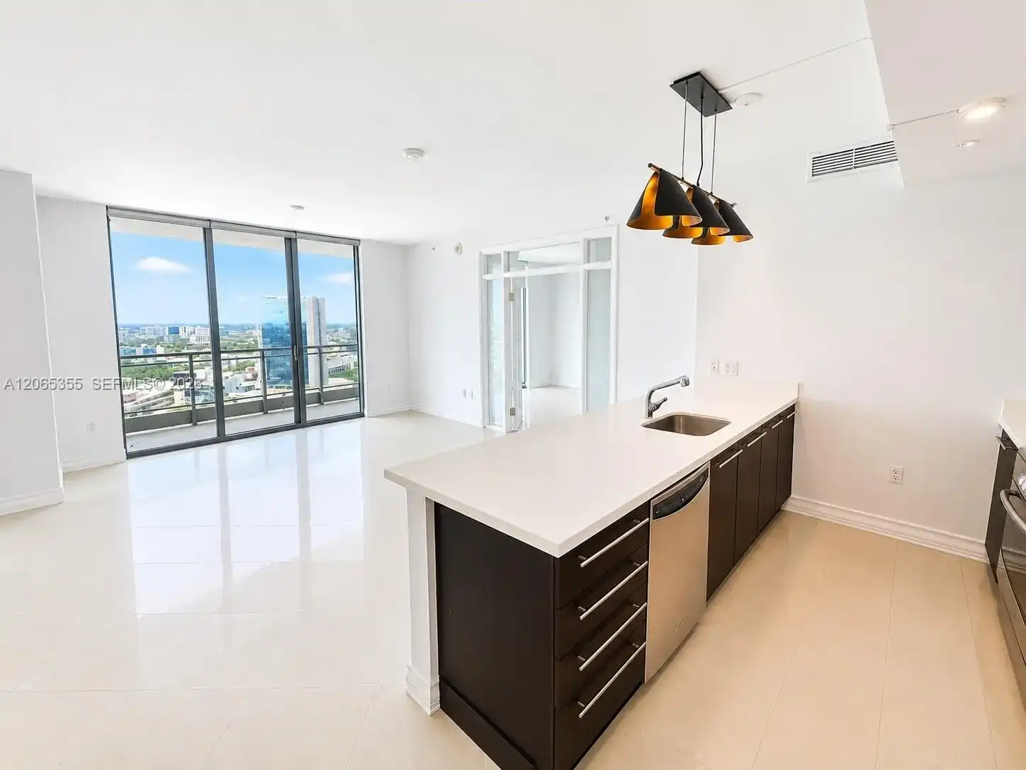 90 SW 3rd St # 3106, Miami FL 33130