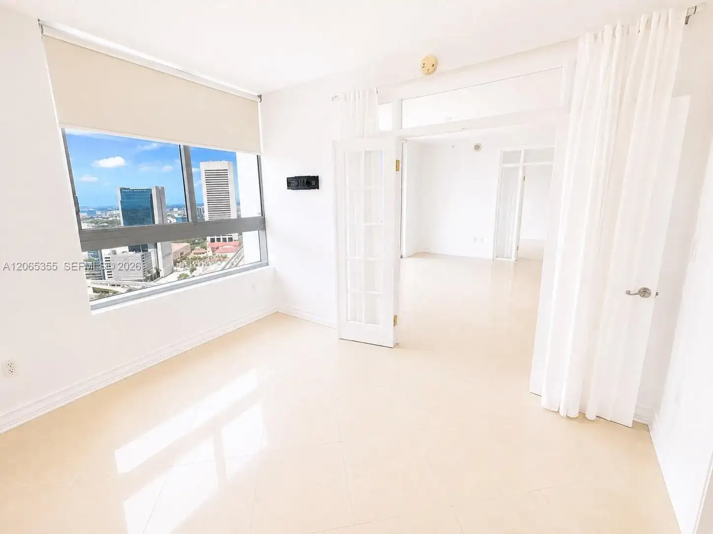 90 SW 3rd St # 3106, Miami FL 33130 photo 5