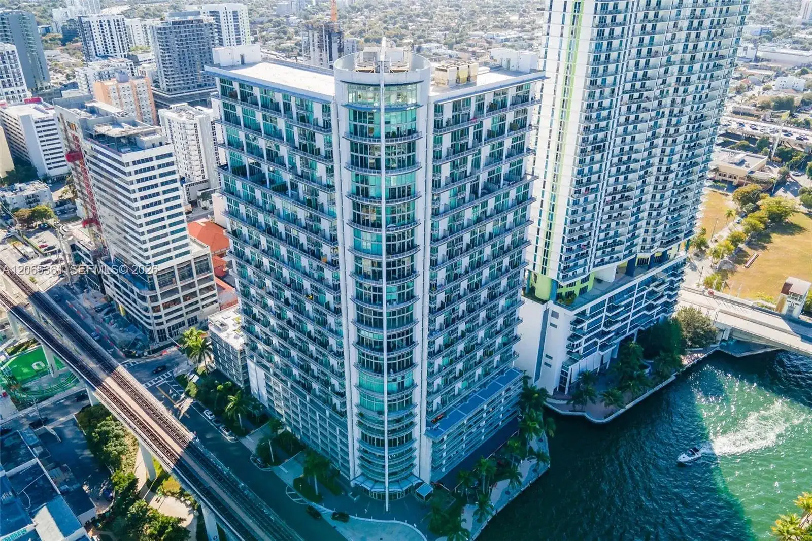 690 SW 1st Ct # 2507, Miami FL 33130 photo 4