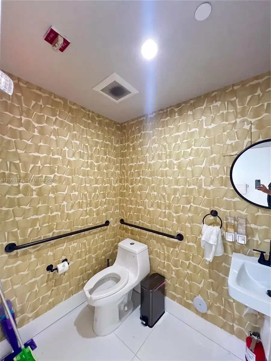 475 NE 30 TERRACE # 5, Miami FL 33137 photo 5