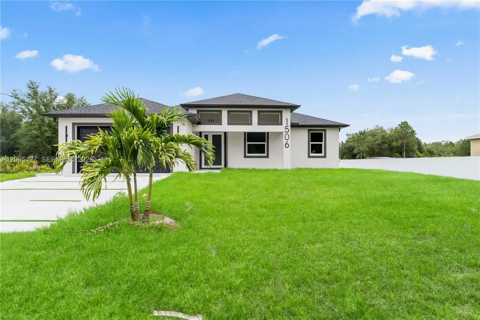 1506 Richmond Ave N, Lehigh Acres FL 33972 photo 3