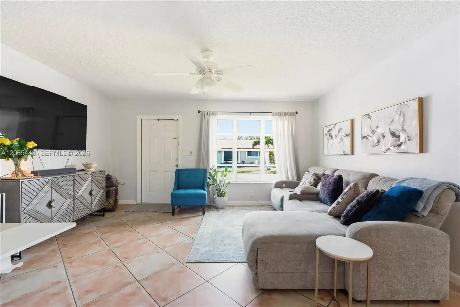 4916 NW 55th Ct, Tamarac FL 33319