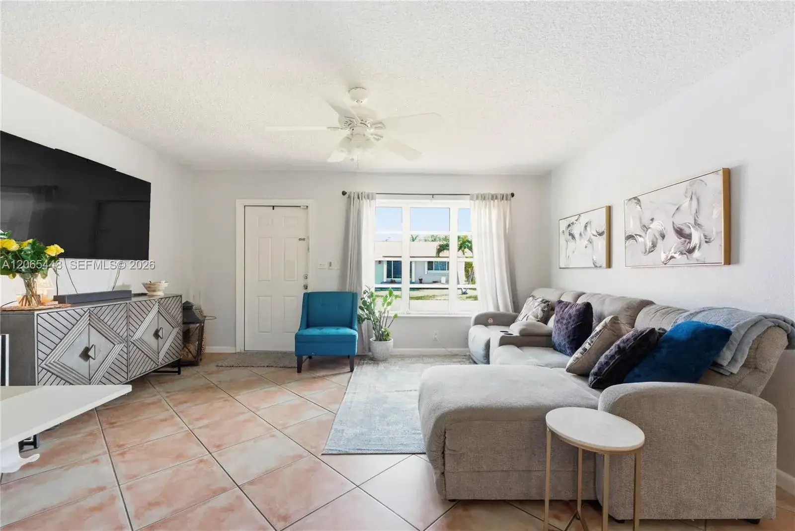 4916 NW 55th Ct, Tamarac FL 33319