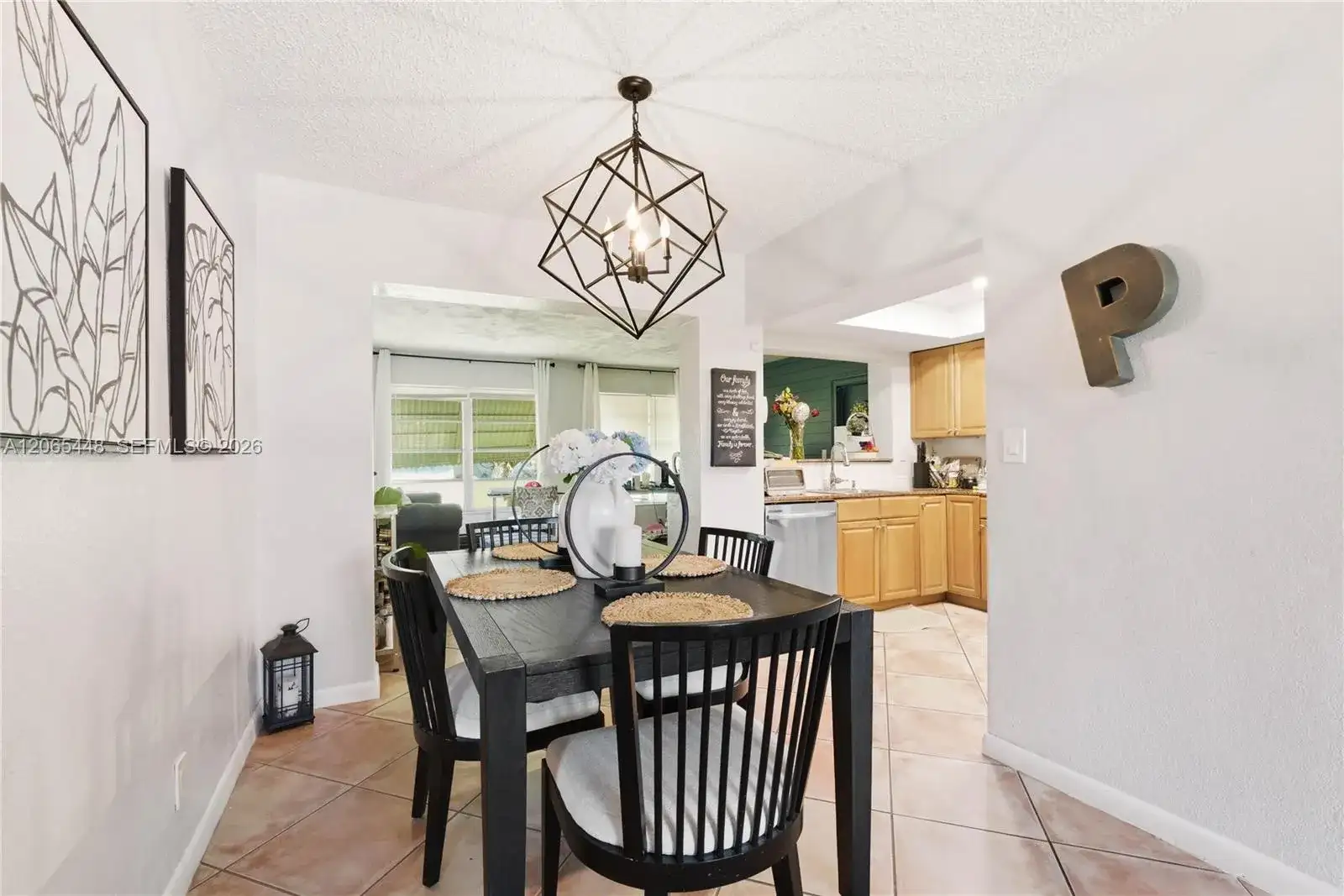 4916 NW 55th Ct, Tamarac FL 33319 photo 4