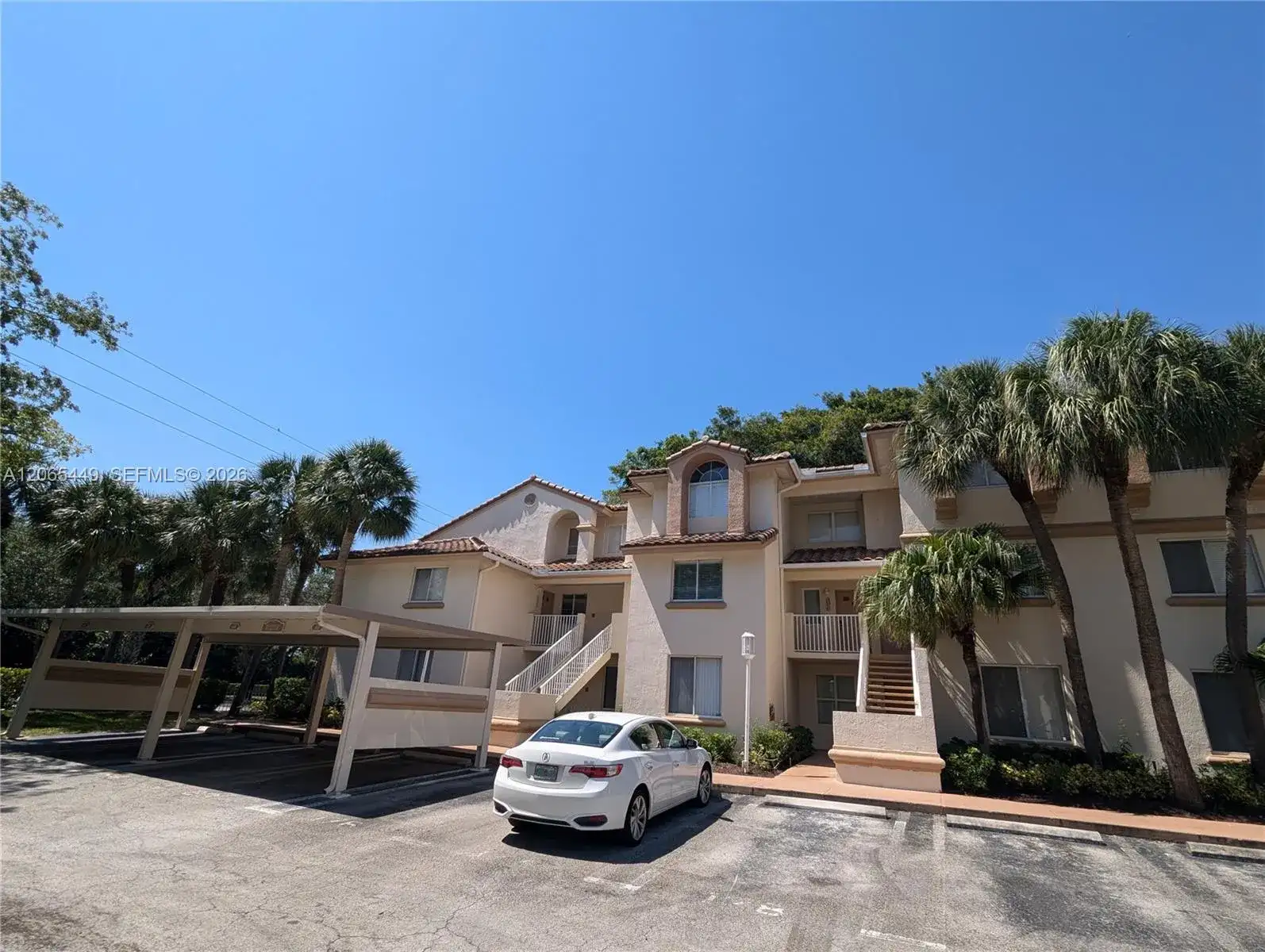 15201 Glenmoor Dr # 15201, West Palm Beach FL 33409 photo 2