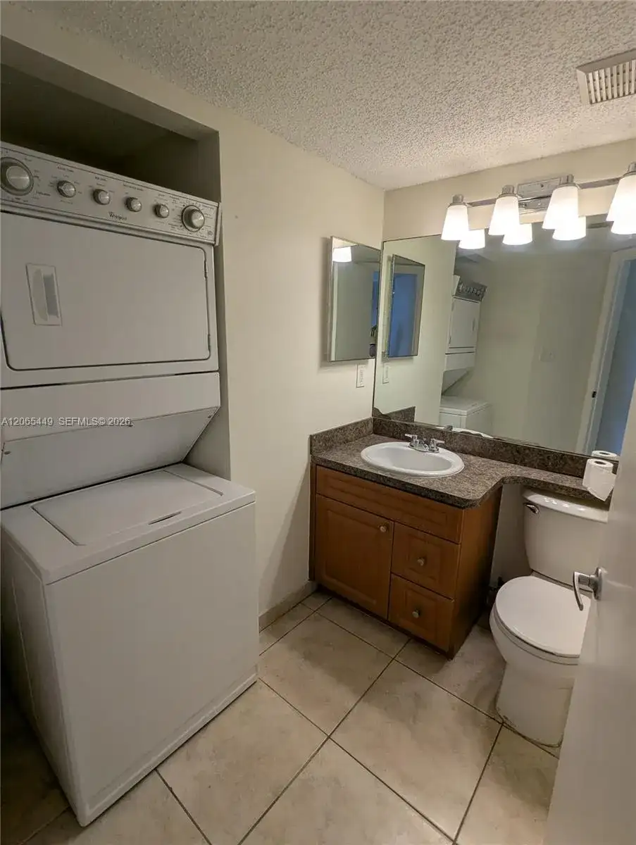 15201 Glenmoor Dr # 15201, West Palm Beach FL 33409 photo 5