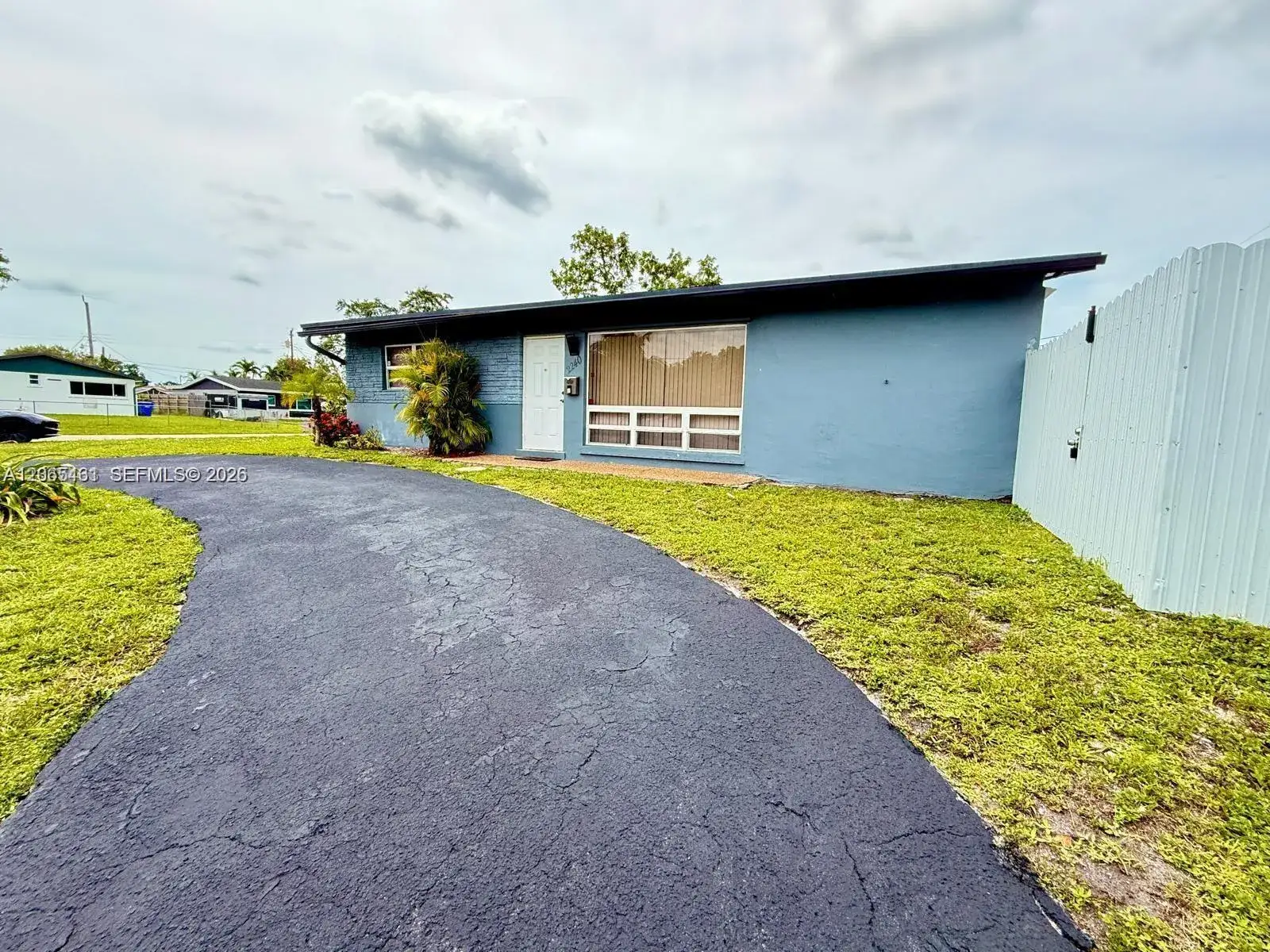 2240 N 57th Way # 0, Hollywood FL 33021