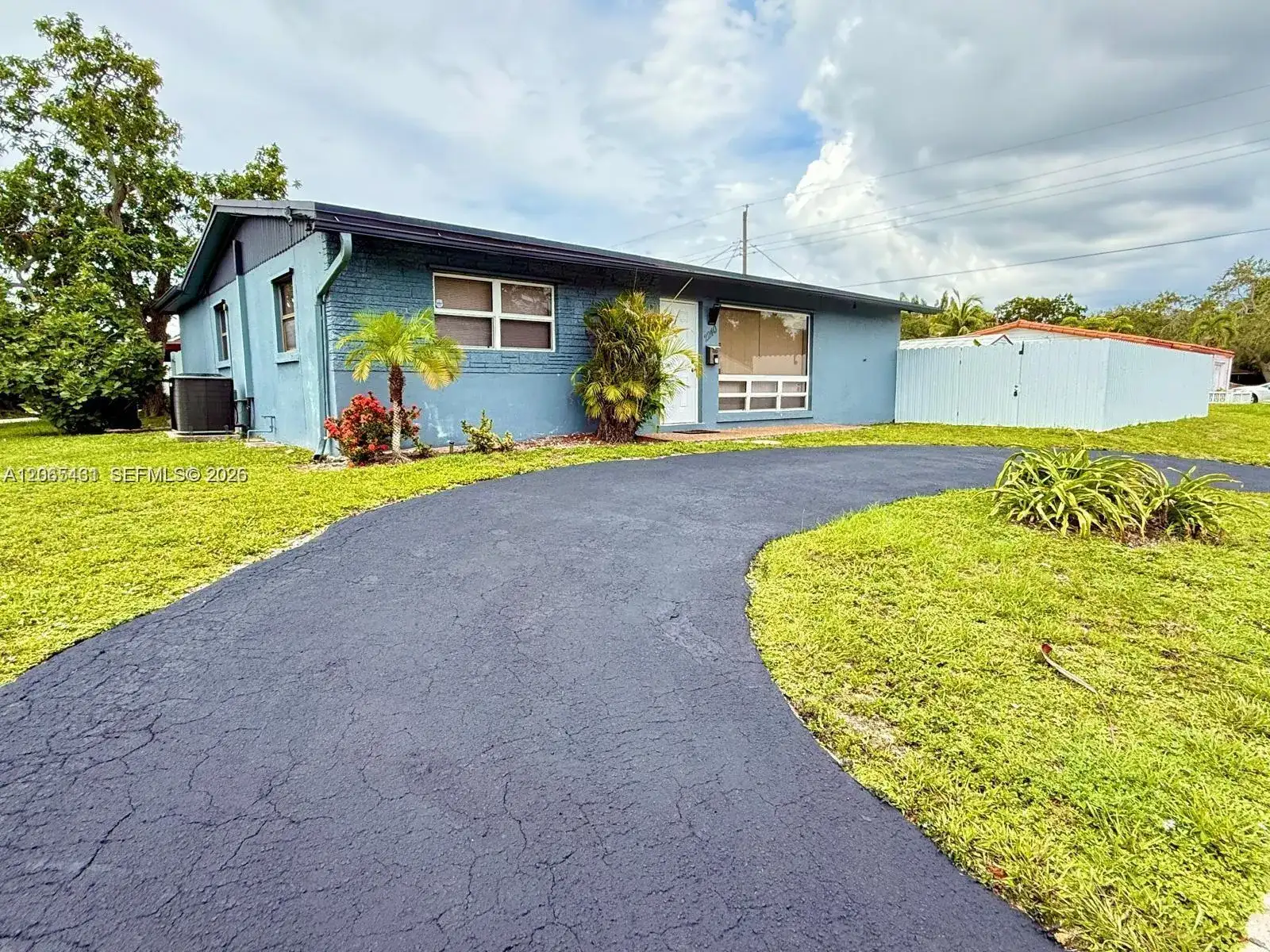 2240 N 57th Way # 0, Hollywood FL 33021 photo 2
