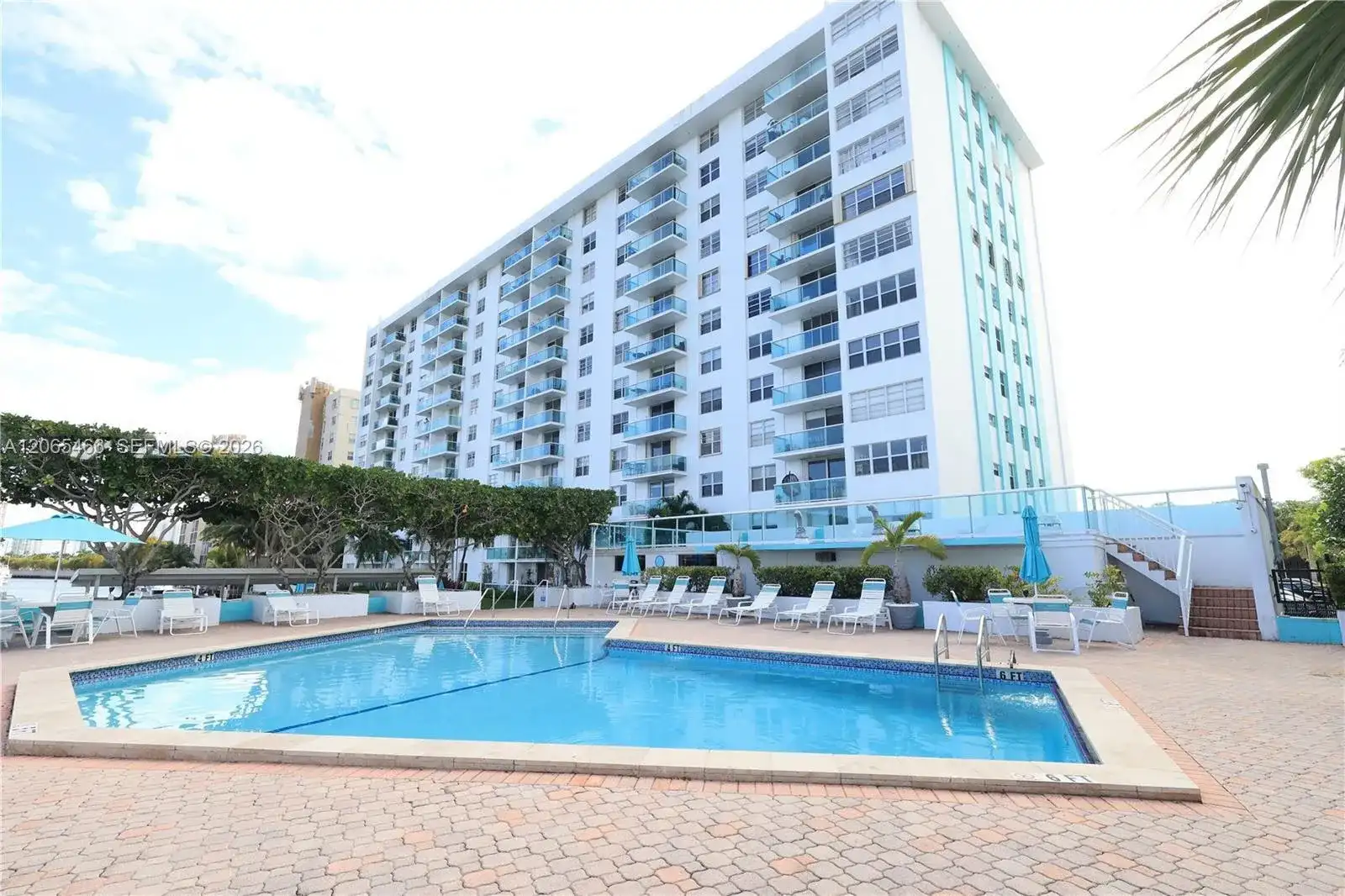 2841 NE 163rd St # 1002, North Miami Beach FL 33160