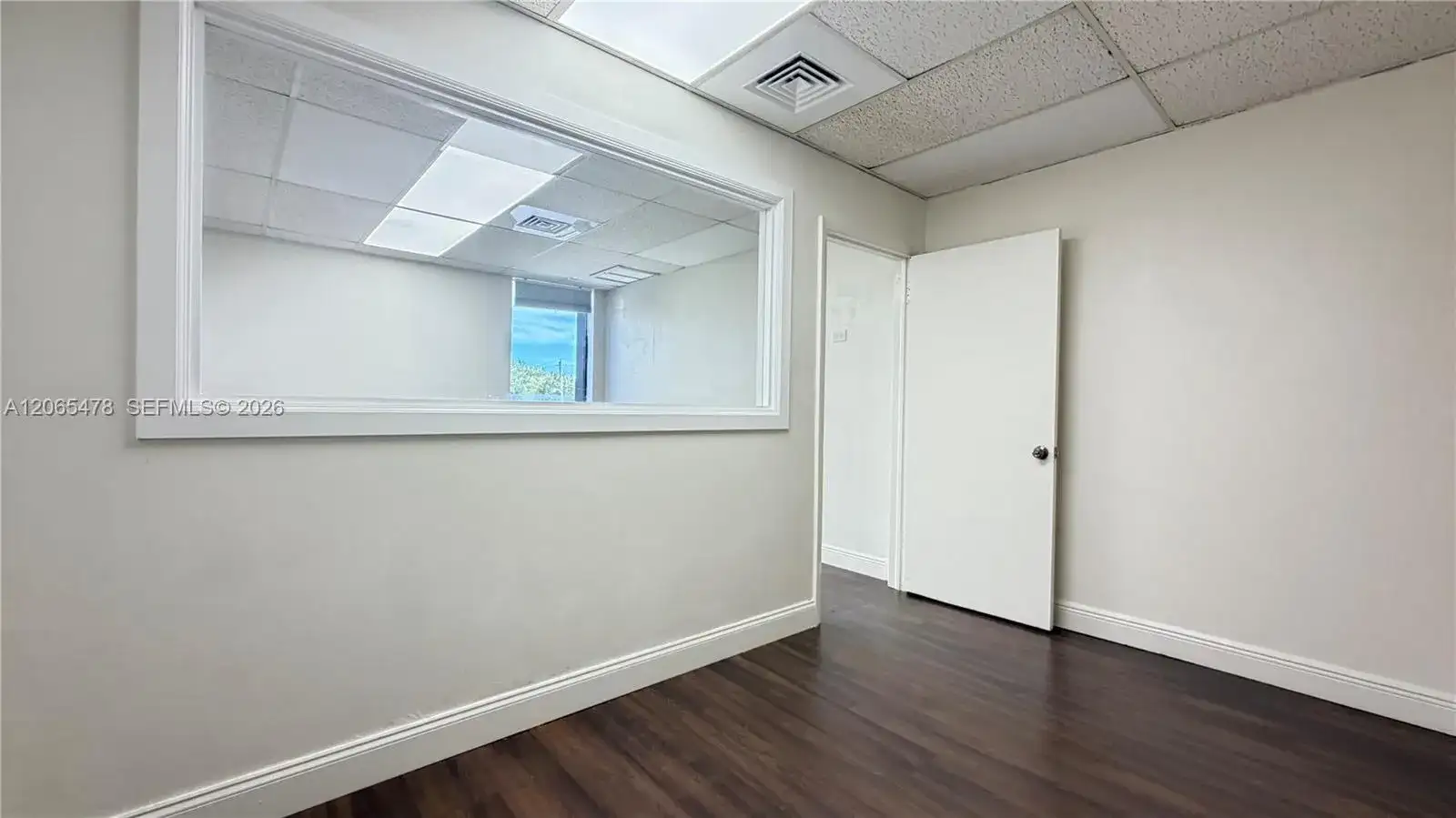 2500 Hollywood Blvd # 302, Hollywood FL 33020 photo 3