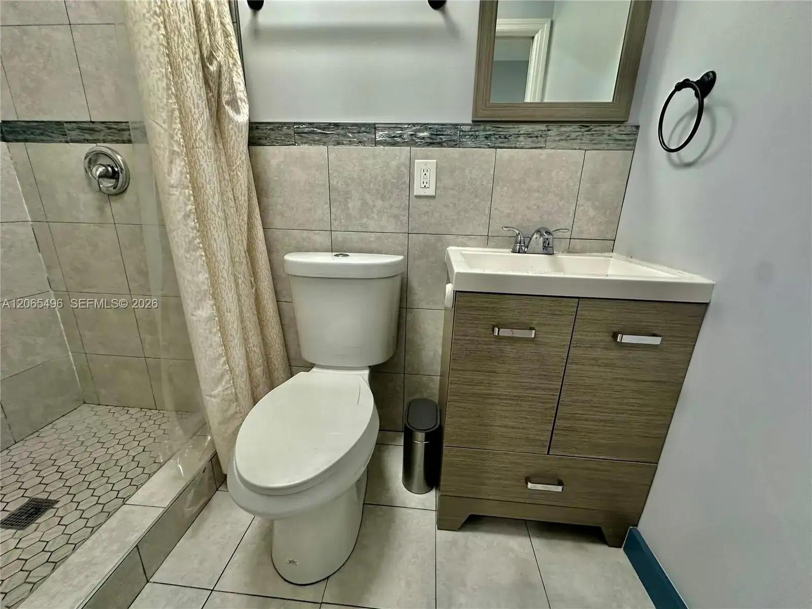 16025 SW 53rd Ter, Miami FL 33185 photo 4