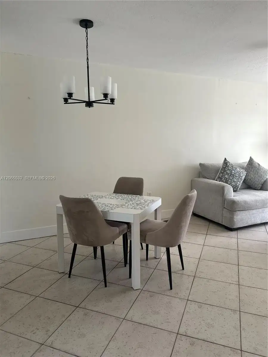 8305 Sunrise Lakes Blvd # 310, Sunrise FL 33322 photo 3