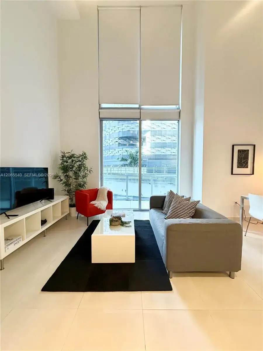 1050 Brickell Ave # 206, Miami FL 33131 photo 2