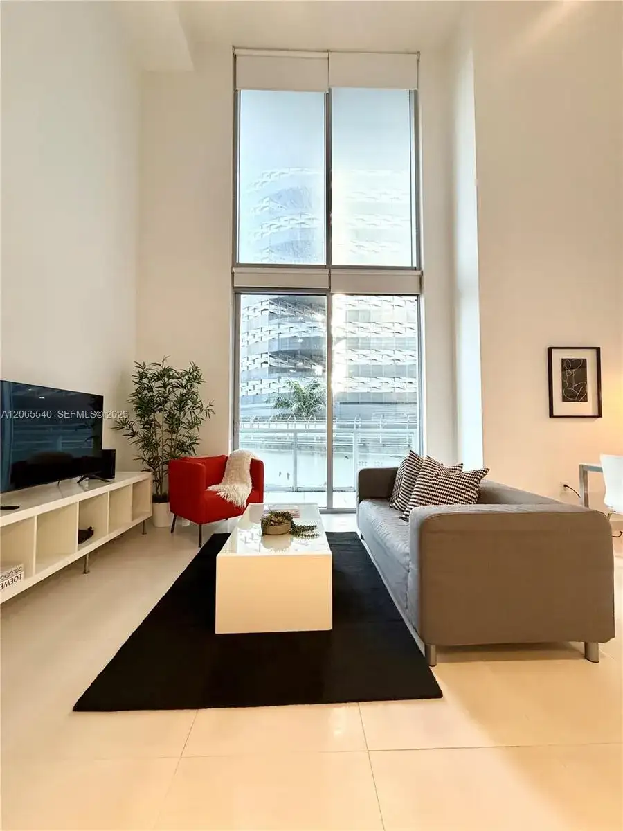 1050 Brickell Ave # 206, Miami FL 33131 photo 4